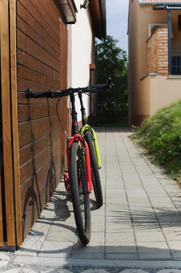 Ubytovani Na Sklipku Jevisovka Exterior foto