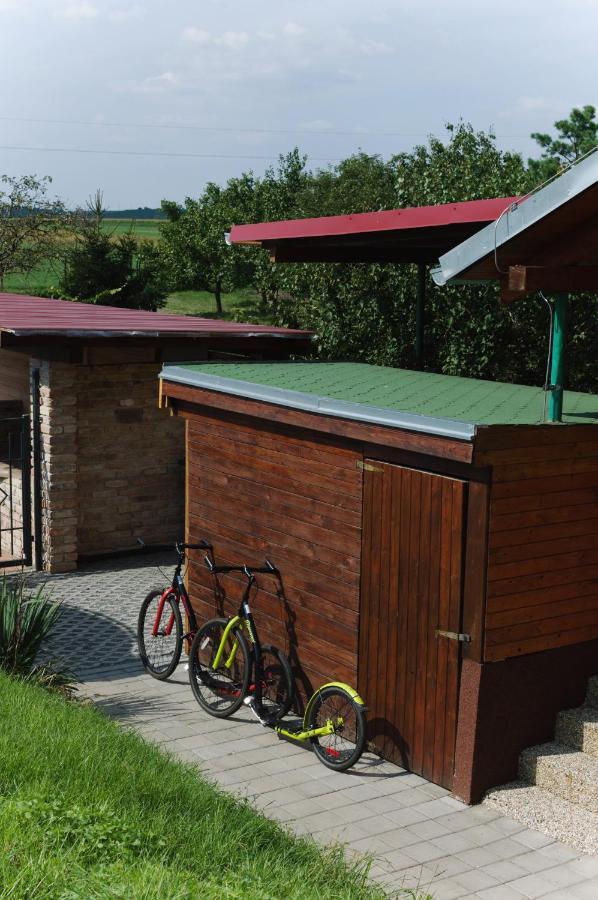 Ubytovani Na Sklipku Jevisovka Exterior foto